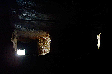 Click Here For Larger Image Of Entrance And Pillar