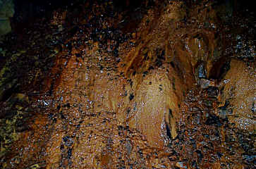 Click Here For A Larger Image Of Iron Oxide Cascade